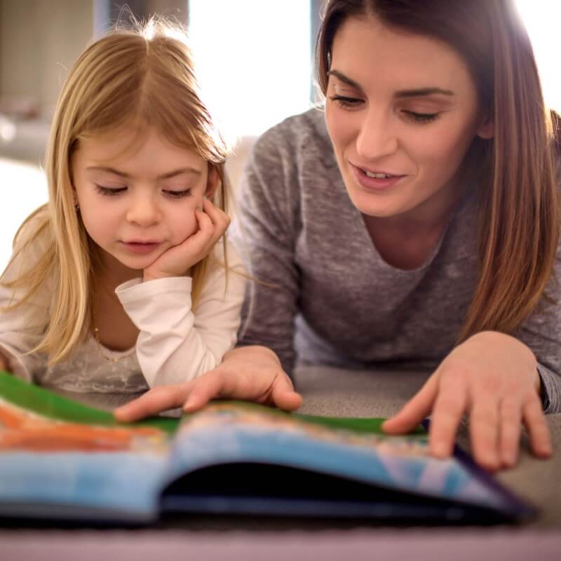 ¿Cómo enseñar a leer s un niño de 5 años?